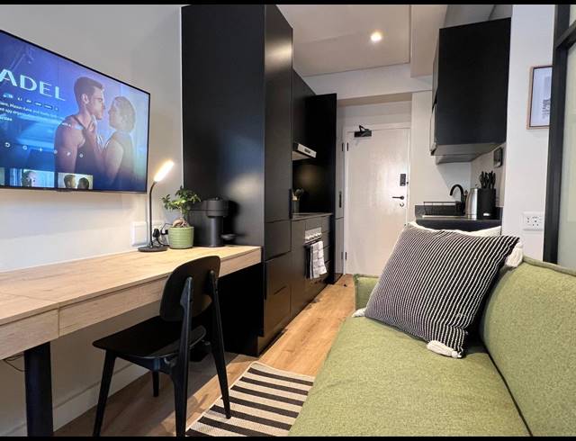 1 BEDROOM APARTMENT FOR SALE IN CAPE TOWN CITY CENTRE